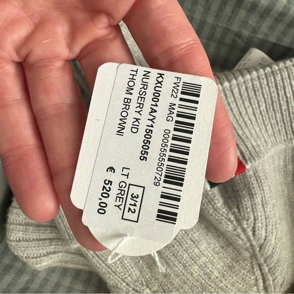 Thom Browne Gray Ribbed Socks and Beanie Set - Picture 3 of 3